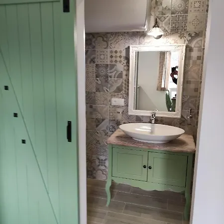 5 Apartment Šumiac
